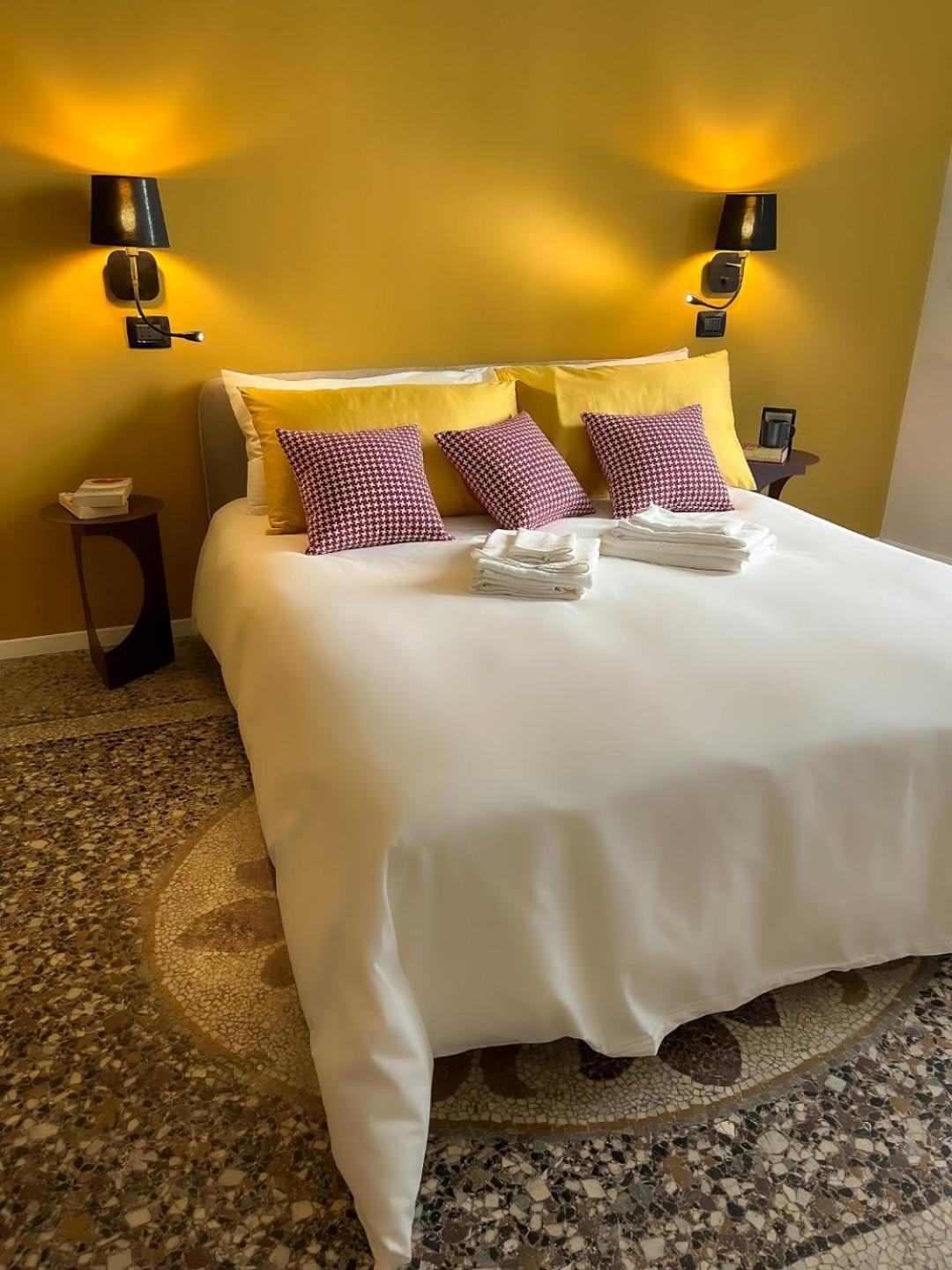 Elegante Trilocale Zona Acquario-ianuamaris Appartement